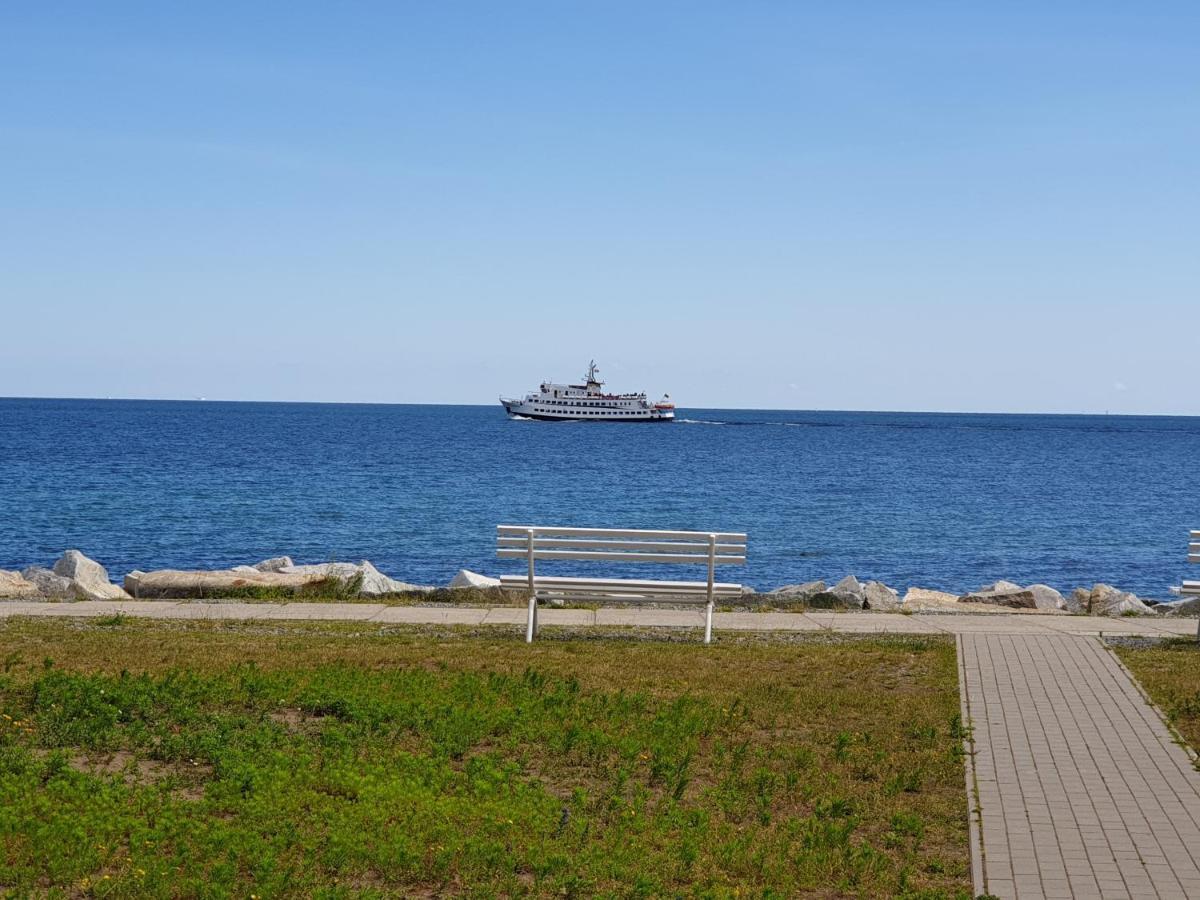 Ferienhaus Ostseeblick Ruegen ซาสนิทซ์ ภายนอก รูปภาพ