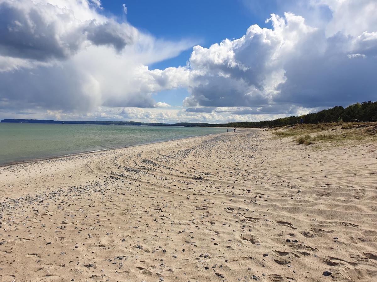Ferienhaus Ostseeblick Ruegen ซาสนิทซ์ ภายนอก รูปภาพ